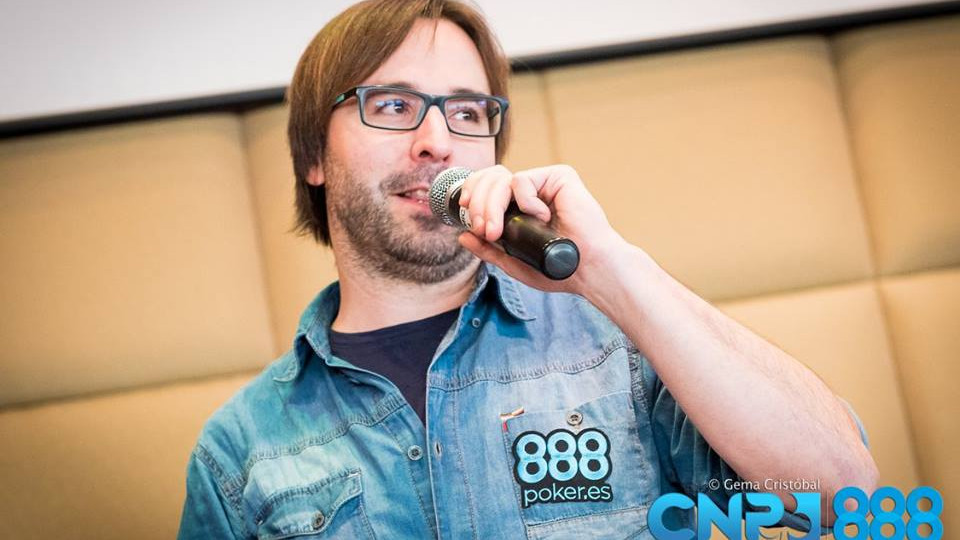 Martí Roca organiza una recogida de firmas para exigir el catalán en el soft de PokerStars Martí Roca organiza una recogida de firmas para exigir el catalán en el soft de PokerStars