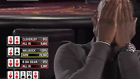 Tony G enseña poker al Manchester United