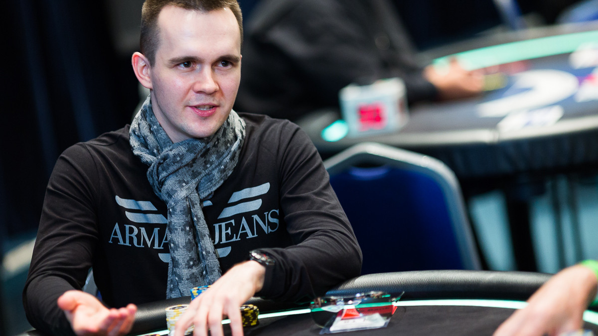 Mikita Badziakouski supera como líder el día 1 del €100k SHR