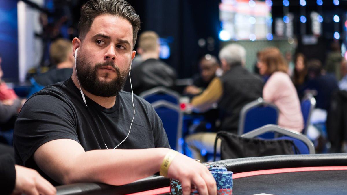 Javi Fernández y Borja Domingo lideran a la armada en el Día 1 del High Rollers 15 Main Event Javi Fernández y Borja Domingo lideran a la armada en el Día 1 del High Rollers 15 Main Event