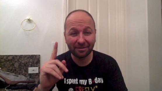 Negreanu arranca 2013 con un nuevo videoblog