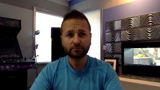 Negreanu responde a sus followers