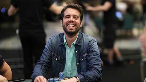 Ramón Colillas, runner up del Main Event EPT Online, con un premio de 276.741$