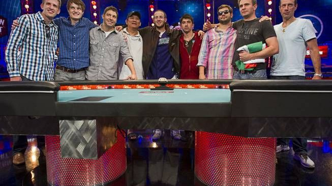 Mesa final del Main Event WSOP 2012, la cita del año Mesa final del Main Event WSOP 2012, la cita del año