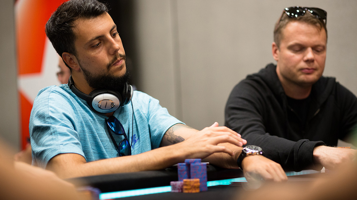 Cinco españoles superan el día 1A del Main Event Cinco españoles superan el día 1A del Main Event