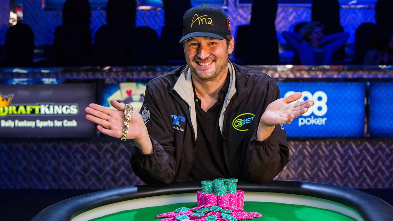 El show de Phil Hellmuth, rey de las WSOP