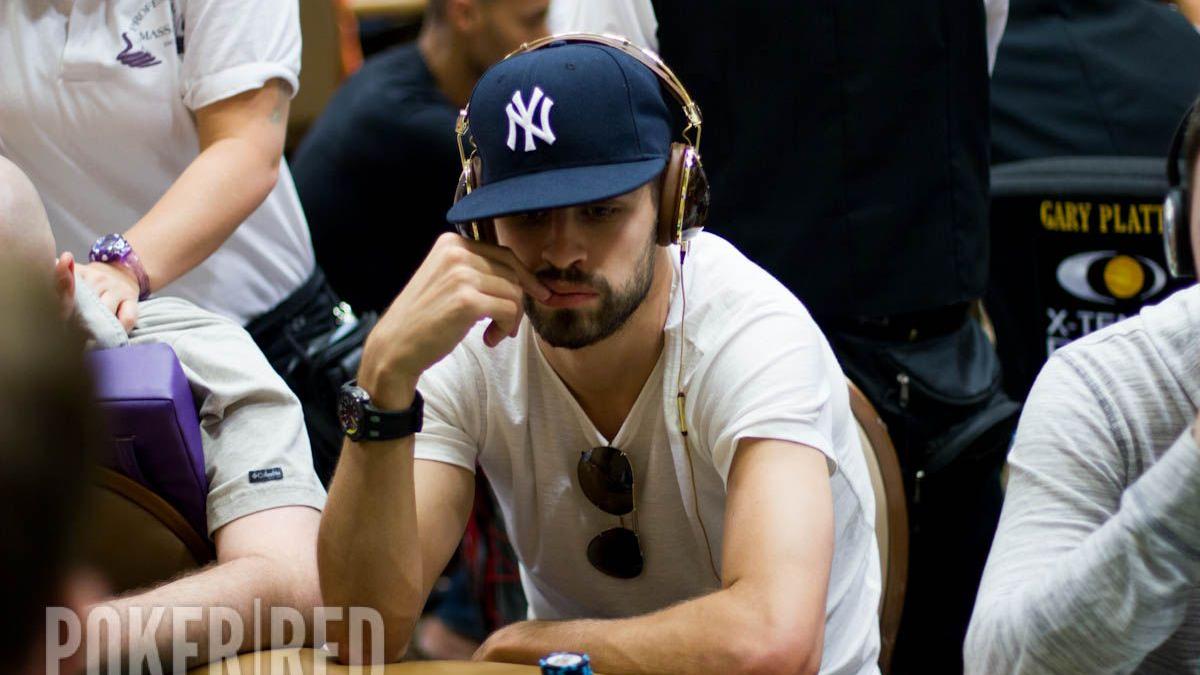 Gerard Piqué está jugando en el día 1C del Main Event de las WSOP