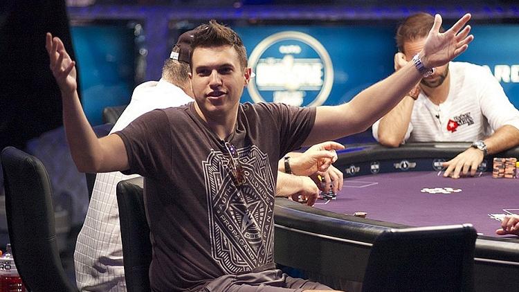 El debate sobre el TOP 20 histórico del poker mundial sacude las redes sociales