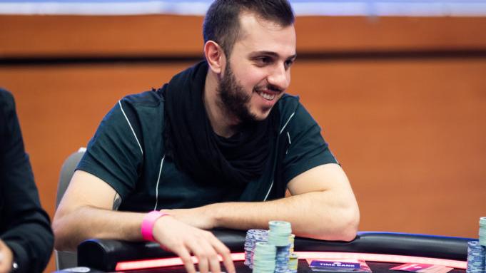 El brasilero Ricardo Da Rocha pelea por el título del Main Event del EPT Praga