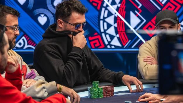 Simon Wiciak lidera a los seis últimos supervivientes del Main Event