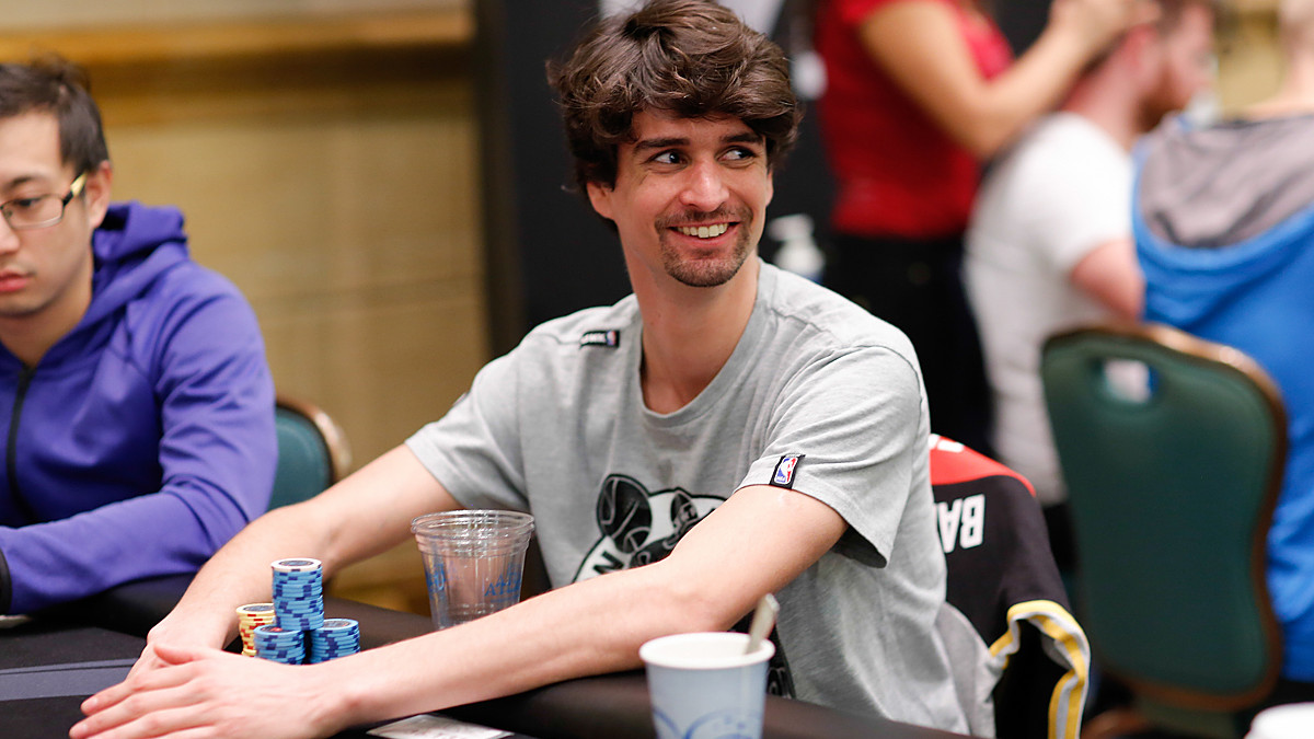 Sergi Reixach pincha 162.340$ y Bryn Kenney se lleva la victoria