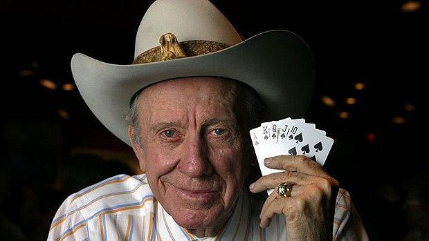 Amarillo Slim: Gambler, campeón del Main Event y miembro del Salón de la Fama