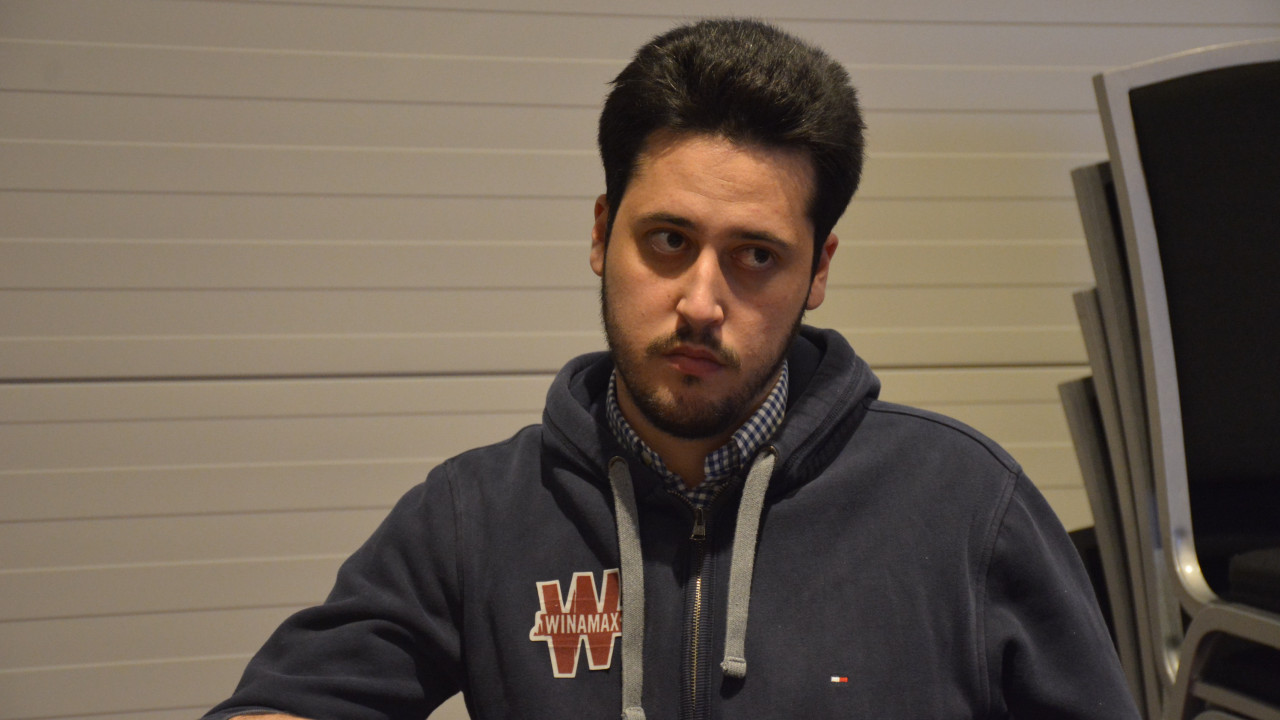 Pleno español en el día 1B del Main Event; Adrián, líder