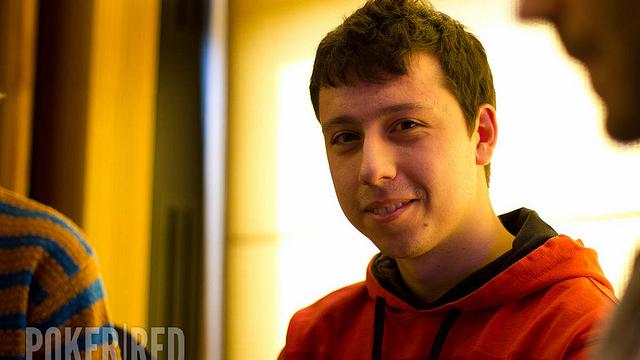 Andoni Larrabe no tarda mucho en dejar huella en el evento #57 WSOP