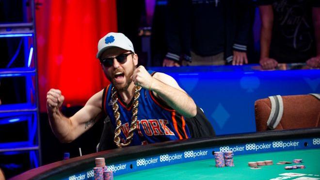 Ryan Depaulo ‘joeyusamush’ gana el brazalete del The Big 500 sentado en su coche Ryan Depaulo ‘joeyusamush’ gana el brazalete del The Big 500 sentado en su coche