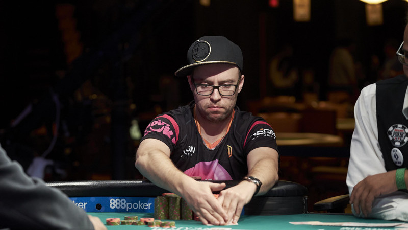 La WSOP cometió un error en el sistema de puntos del POY y Robert Campbell le arrebató el título a Daniel Negreanu