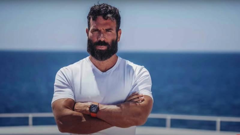 Dan Bilzerian afirma seguir esperando a Alec Gores para disputar el HU de los 100 millones Dan Bilzerian afirma seguir esperando a Alec Gores para disputar el HU de los 100 millones