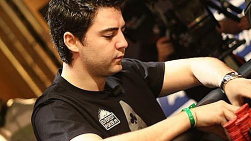 Javier Martínez ‘elflacokanu’ se une al Team Pro de Everest Poker