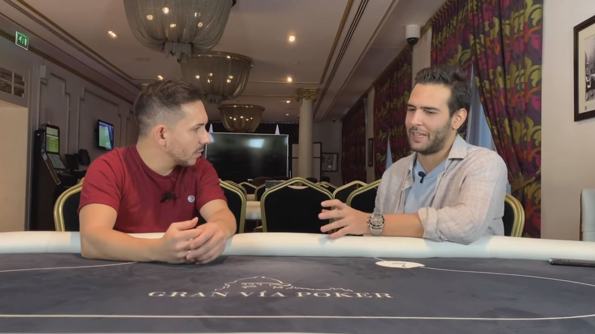 "Kikuxo" habla con "spadejack10" sobre poker en su último vídeo
