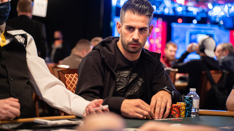 Descuadre para Vallinas en el Event #51 mientras Lautaro y Kaju atacan el $25k HR PLO