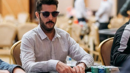 David Comerón roza las cinco cifras con un runner up en el Bounty Hunters Special 210$ David Comerón roza las cinco cifras con un runner up en el Bounty Hunters Special 210$