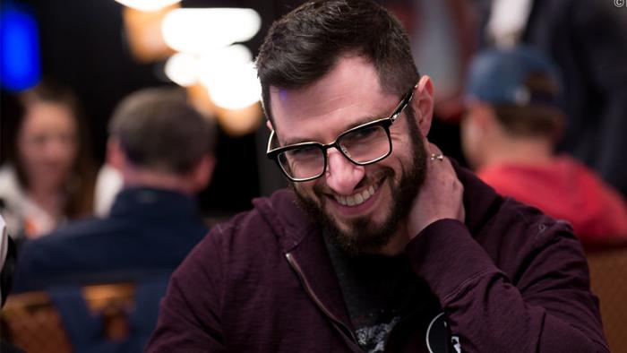 Phil Galfond logra darle la vuelta al duelo contra Venividi tras 35 sesiones Phil Galfond logra darle la vuelta al duelo contra Venividi tras 35 sesiones