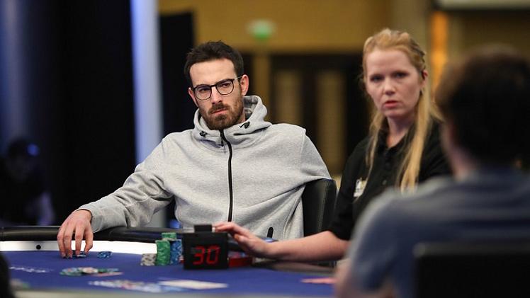 Vicent Boscà gana un cuarto de millón en la Super High Roller Bowl