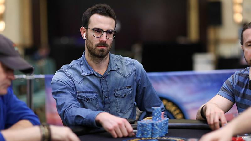 Vicent Boscà lidera a la armada española en el Main Event de la PCA 