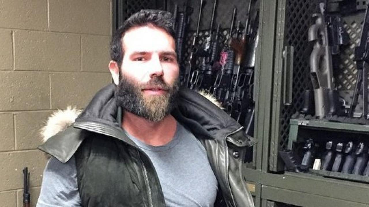 Dan Bilzerian lanza su propia línea de emoticonos