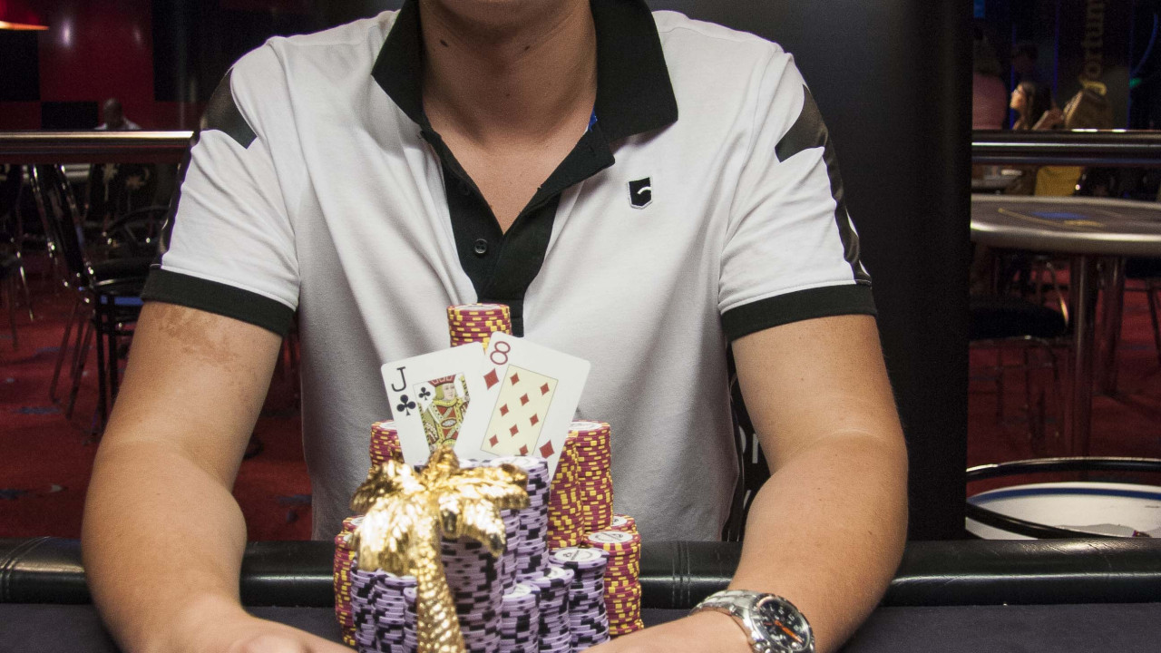 Denys Zolodoznyev gana la edición más multitudinaria de las eFortuny Poker Series