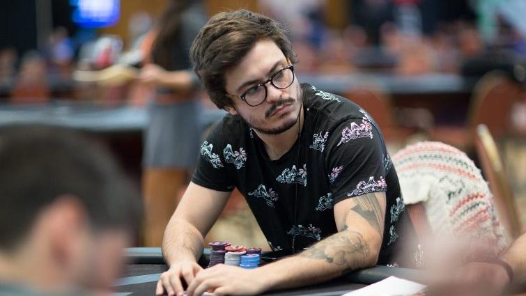 Ramiro Petrone cosechó dos títulos y un podio en los High Rollers de Poker Stars