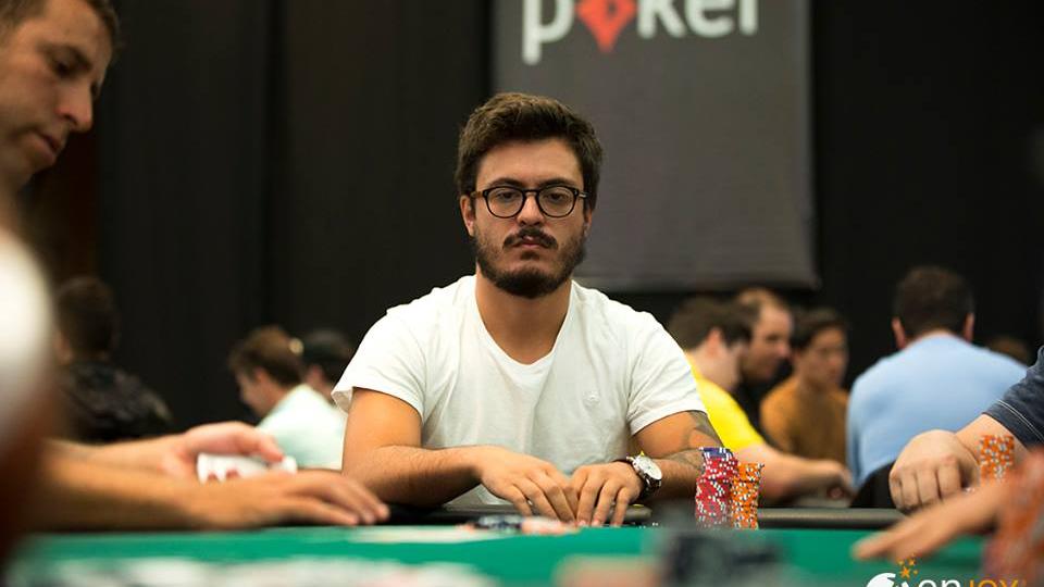 Los latinos la rompieron en 888poker