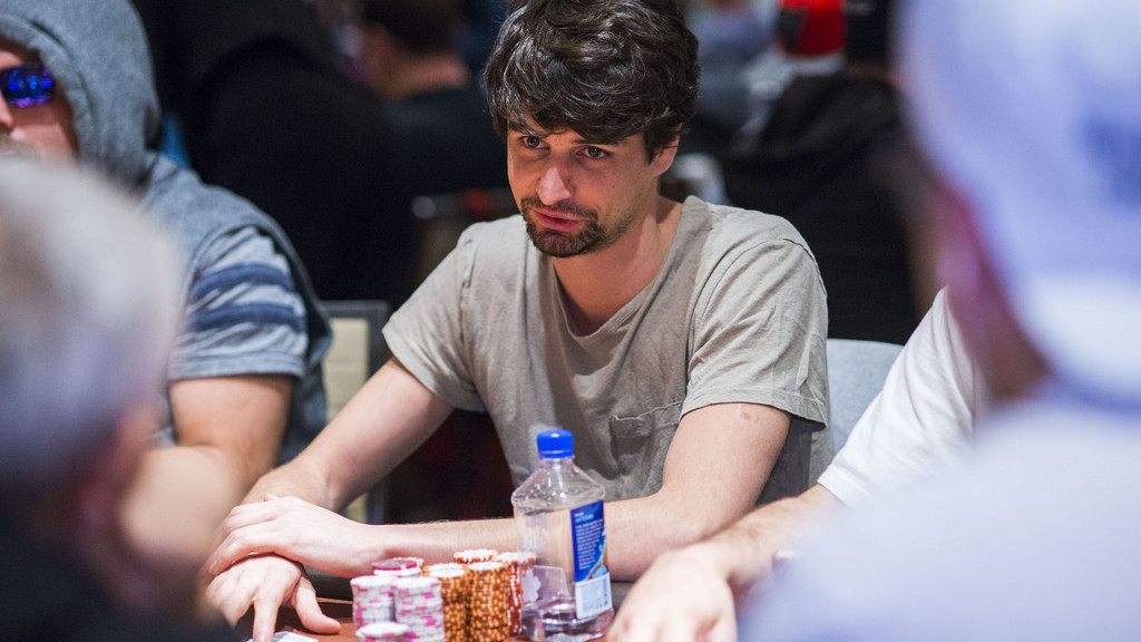 Sergi Reixach vuelve a pinchar fuerte en un $25k del Aria: 2º por 174.000$