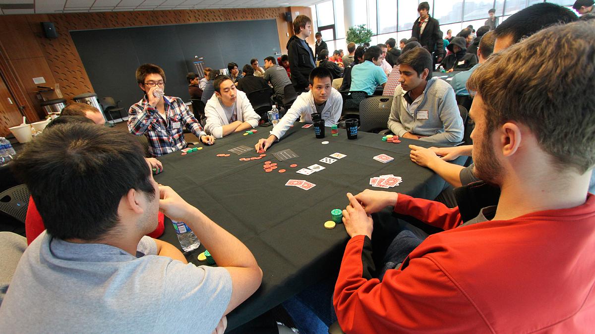 Todo lo que te enseña el poker Todo lo que te enseña el poker