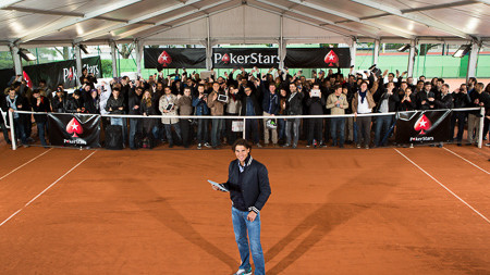 Rafa Nadal, al servicio para ganar el flip Rafa Nadal, al servicio para ganar el flip