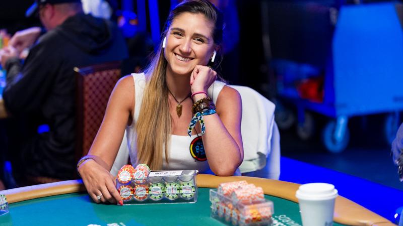 Ana Márquez finaliza en décima posición y se lleva 95.720 $ Ana Márquez finaliza en décima posición y se lleva 95.720 $
