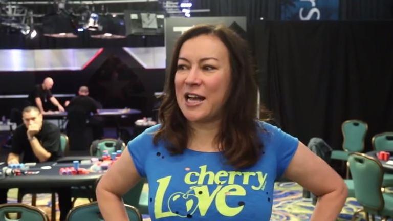 Jennifer Tilly: "Yo era Supernova, ahora juego en Zynga"