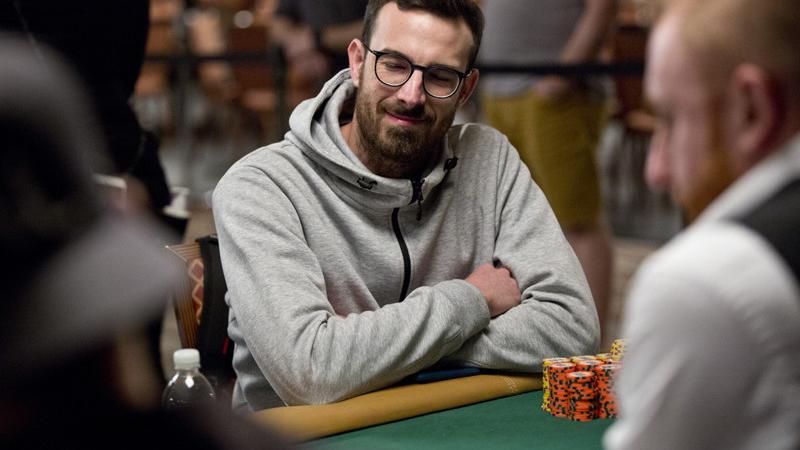 Un flip en los primeros compases de la mesa final impide a Vicent Boscà pelear por la victoria Un flip en los primeros compases de la mesa final impide a Vicent Boscà pelear por la victoria