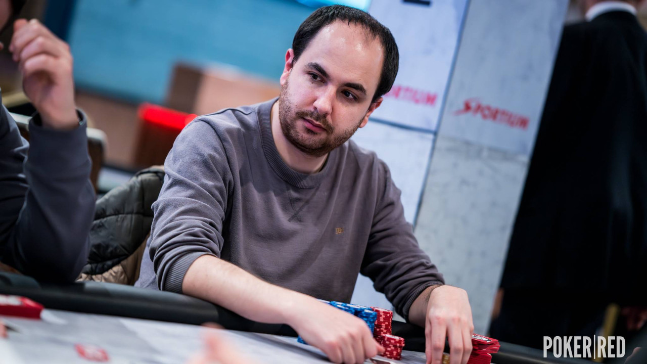 Adrián Gil pasa como chip leader al Día 3 de un Main Event de record