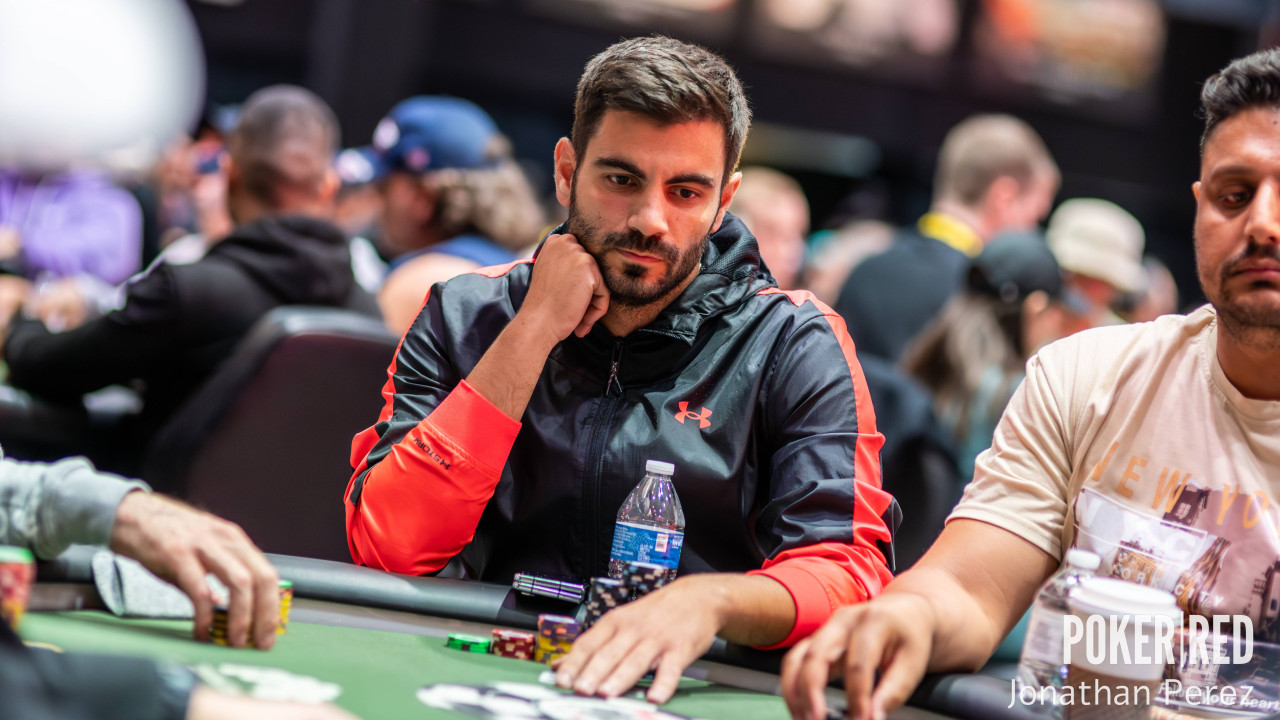 Adrián García tira del carro en el día 1B del Main Event en otro gran día para los españoles