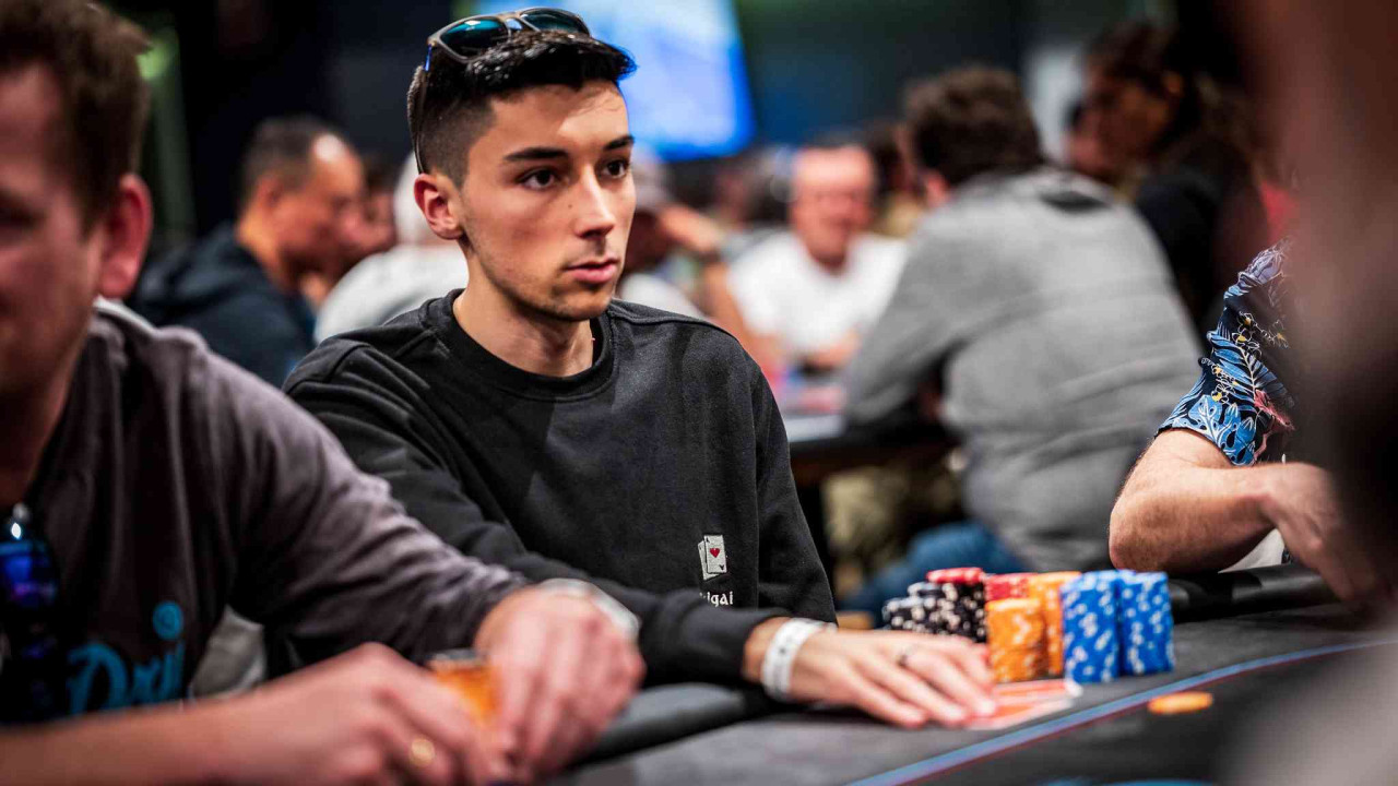 Brian Morán lidera el pelotón de clasificados en el Día 1C