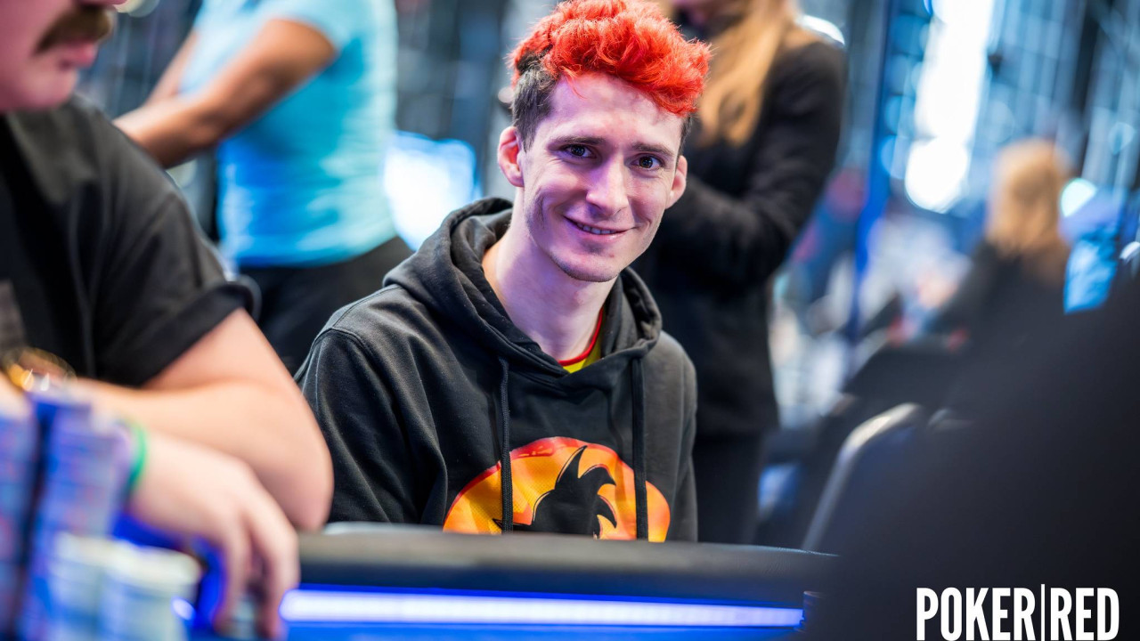 Gerard Rubiralta sigue de 'up' y conquista el 230-H: $320 Crazy Eights Asia por 19.338 $