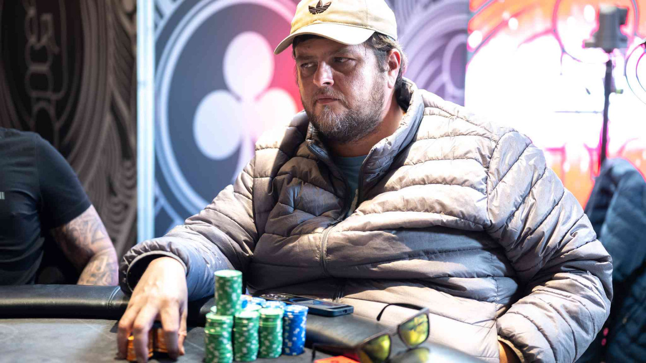 El huracán Manuel Antonio Delgado arrasa en el Día 2