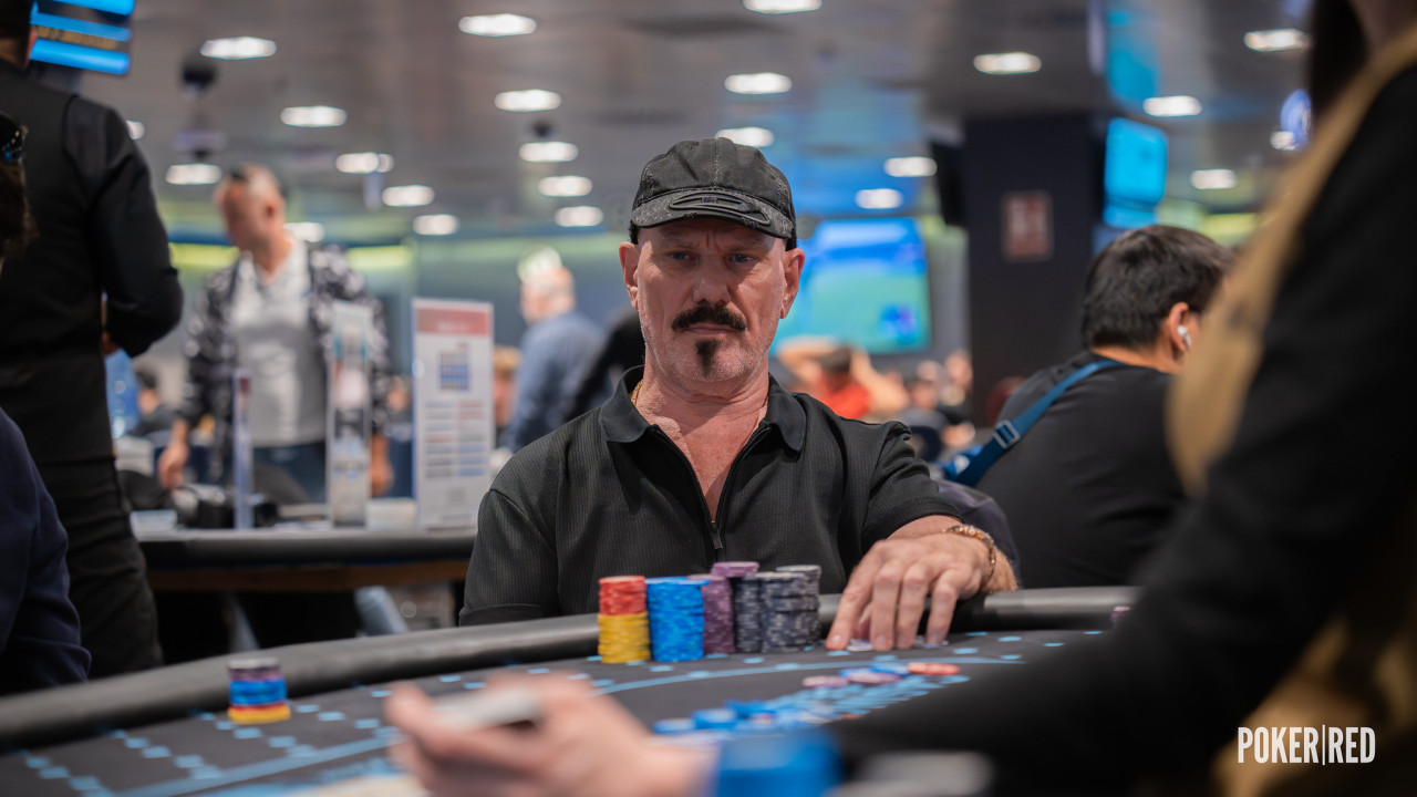 Michael Falcon arrasa en el Día 1B del Main Event