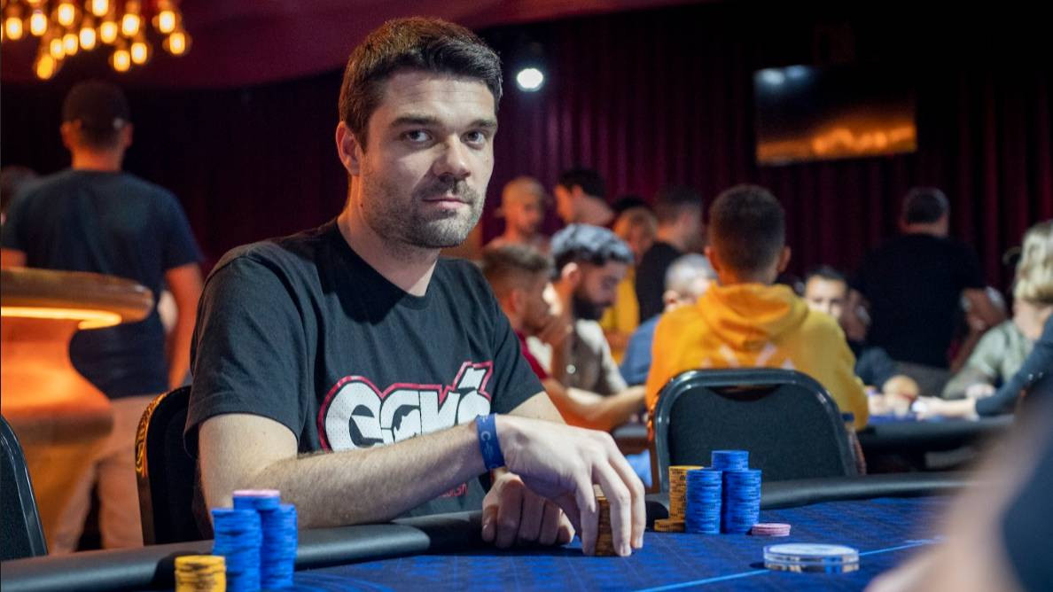 Abel Aspas luchará por ser Campeón Nacional por segunda vez en el Main Event del CNP888 Murcia