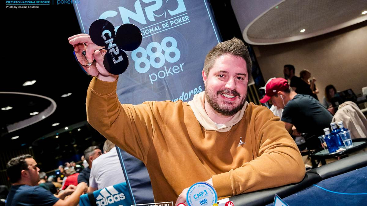 Carlos Sáez impone su ley en el High Roller del CNP Sevilla