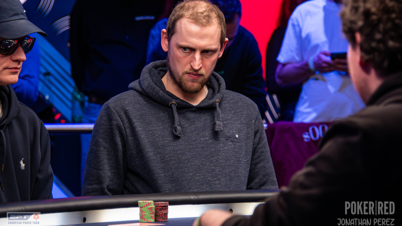 David Kaufmann lidera la Mesa Final del Main Event