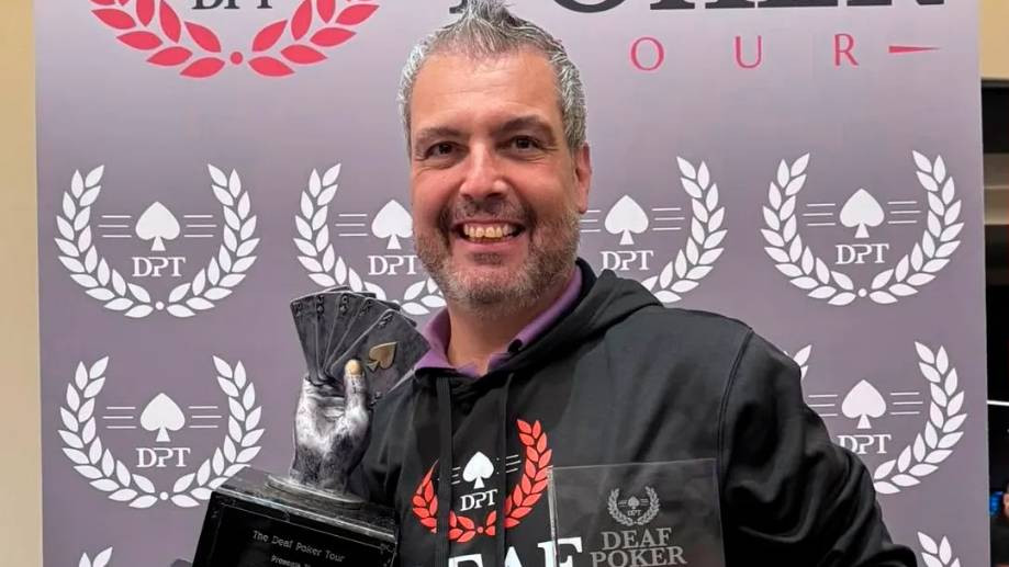 Javier Alvite se corona campeón mundial en el Deaf Poker Tour de Las Vegas