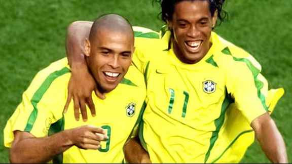 La Brasil de Ronaldo y Ronaldinho mete seis goles en las SECOOP