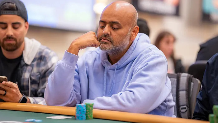 Abandona su stack del Main Event para ir al cine, jugar cash 1/2 $ y ver House of the Dragon